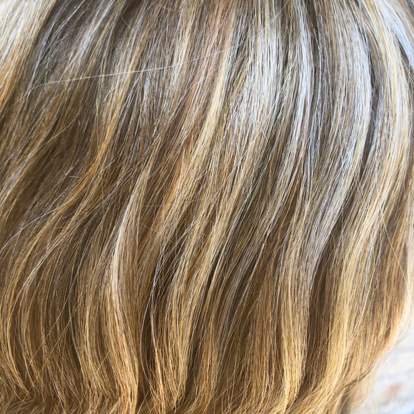 Blonde mix Beach waves Lacefront Wig 2029 main image 6